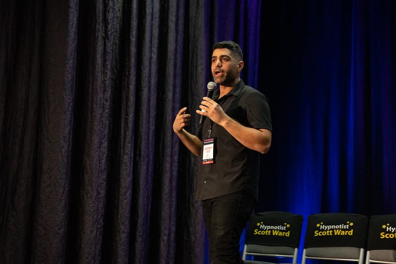 Presenting carousel photo 4