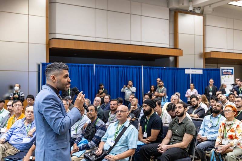 Presenting carousel photo 2